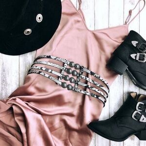 NWT // Elegant Black and White Snakeskin Belt